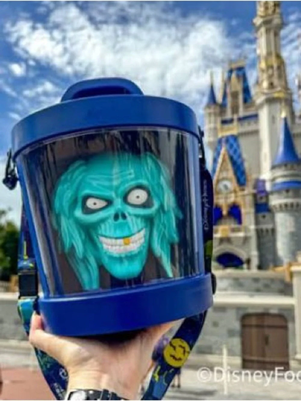 Disney Haunted Mansion Hatbox Ghost Popcorn Bucket 2026 NEW Light Up